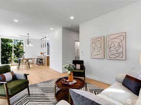 627 B W Emerson Street, Seattle WA 98119