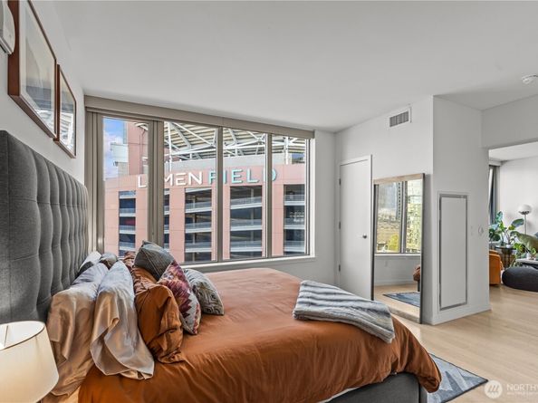 590 1st Avenue S 715, Seattle WA 98104