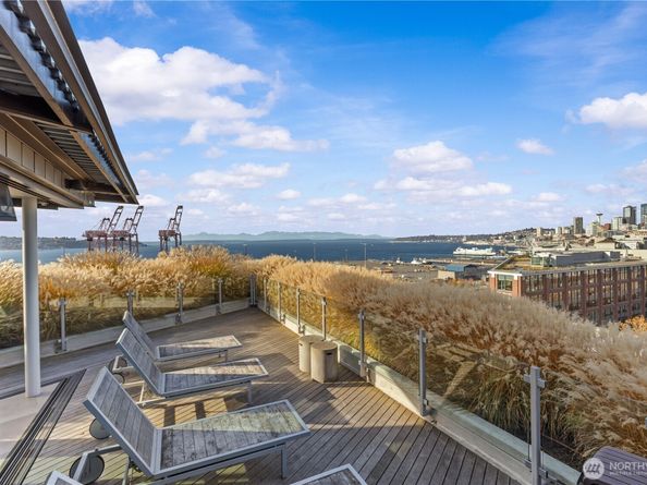 590 1st Avenue S 715, Seattle WA 98104