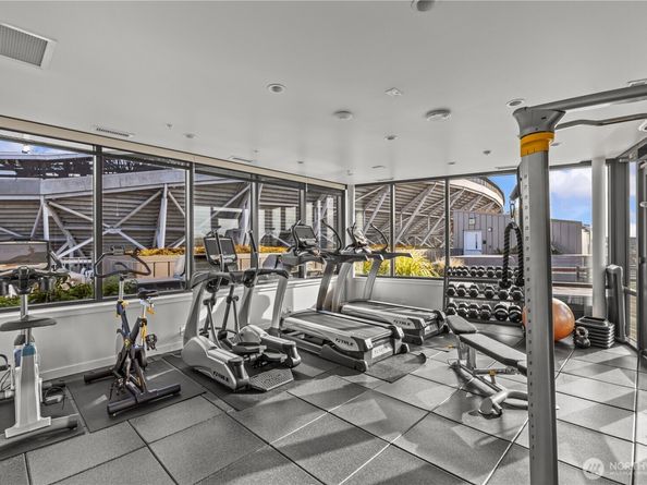 590 1st Avenue S 715, Seattle WA 98104