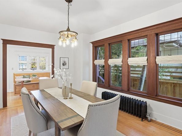 908 15th Avenue E, Seattle WA 98112