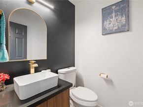 19718 76th Avenue W C, Lynnwood WA 98036