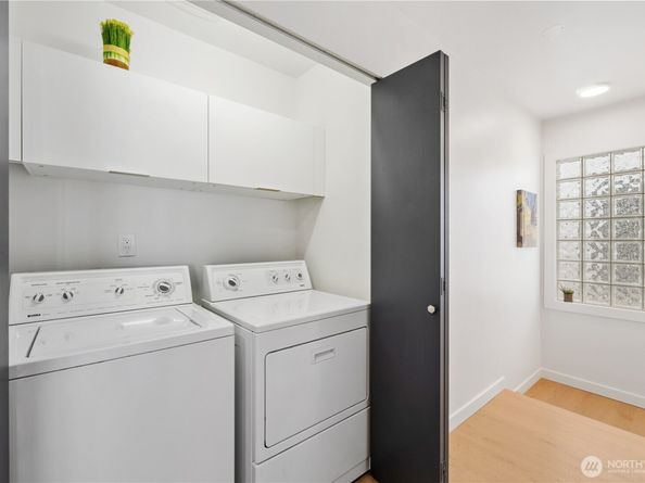 19718 76th Avenue W C, Lynnwood WA 98036