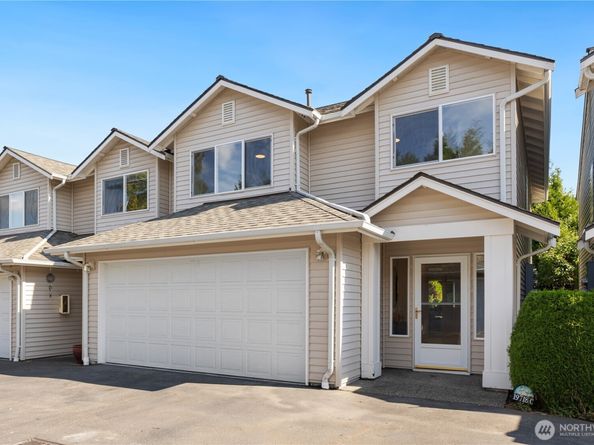 19718 76th Avenue W C, Lynnwood WA 98036