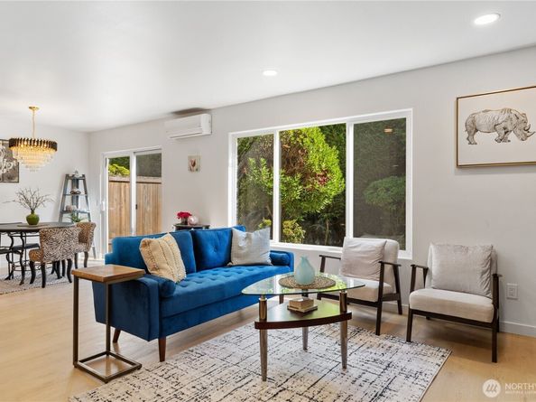 19718 76th Avenue W C, Lynnwood WA 98036