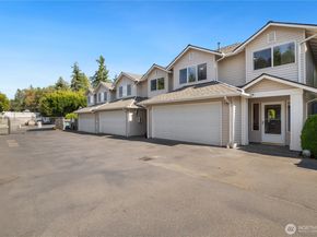 19718 76th Avenue W C, Lynnwood WA 98036