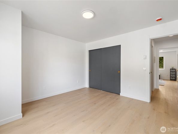 19718 76th Avenue W C, Lynnwood WA 98036