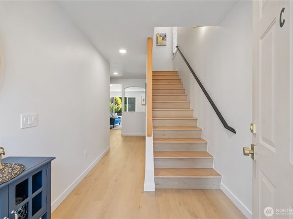 19718 76th Avenue W C, Lynnwood WA 98036