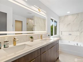 19718 76th Avenue W C, Lynnwood WA 98036