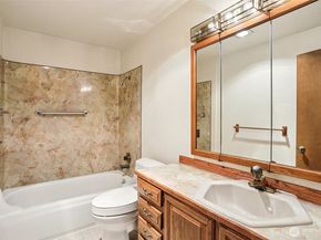 19708 35 Avenue NE, Lake Forest Park WA 98155