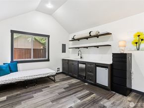 18415 236th Avenue NE, Woodinville WA 98077