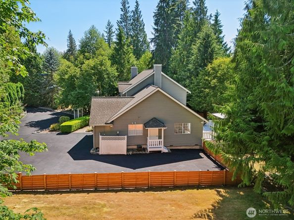 18415 236th Avenue NE, Woodinville WA 98077