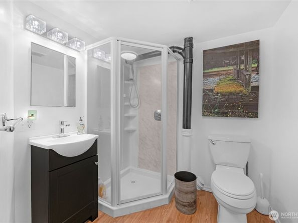 18011 83rd Avenue NE, Kenmore WA 98028