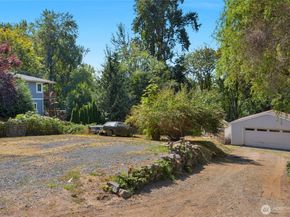 18011 83rd Avenue NE, Kenmore WA 98028