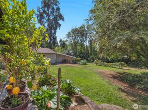 18011 83rd Avenue NE, Kenmore WA 98028