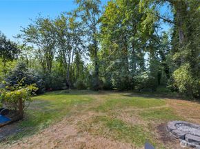 18011 83rd Avenue NE, Kenmore WA 98028