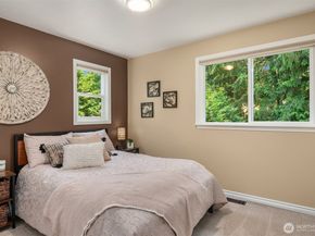 15815 SE 43rd Place, Bellevue WA 98006