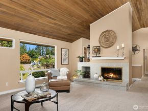 15815 SE 43rd Place, Bellevue WA 98006