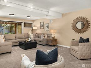 15815 SE 43rd Place, Bellevue WA 98006