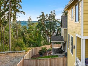17787 Sunrise Ridge Avenue NE, Poulsbo WA 98370