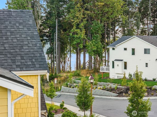 17787 Sunrise Ridge Avenue NE, Poulsbo WA 98370