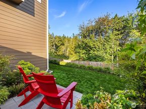 17787 Sunrise Ridge Avenue NE, Poulsbo WA 98370