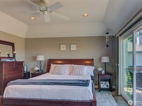 13943 209th Avenue NE, Woodinville WA 98077
