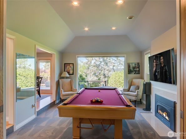 13943 209th Avenue NE, Woodinville WA 98077