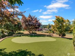 13943 209th Avenue NE, Woodinville WA 98077