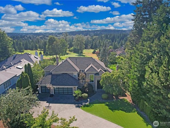 13943 209th Avenue NE, Woodinville WA 98077