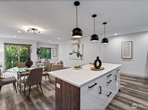 6737 25TH Avenue SW, Seattle WA 98106