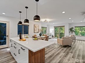 6737 25TH Avenue SW, Seattle WA 98106