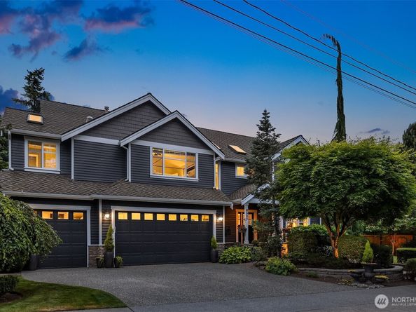 8907 NE 152nd Place, Bothell WA 98011