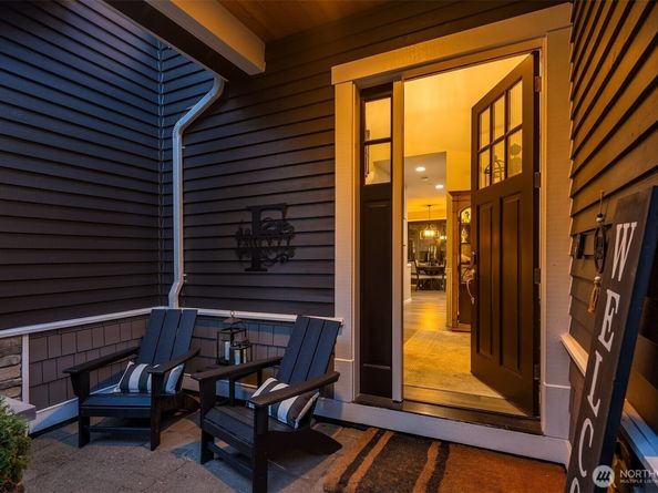 8907 NE 152nd Place, Bothell WA 98011