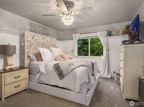 8907 NE 152nd Place, Bothell WA 98011