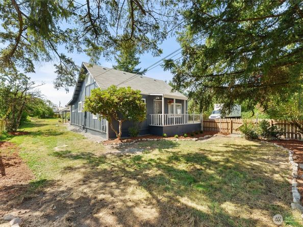 114 2nd Avenue N, Algona WA 98001