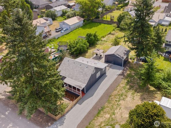 114 2nd Avenue N, Algona WA 98001