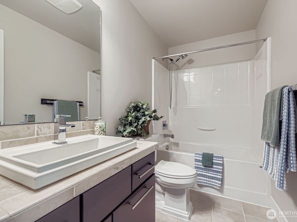 18115 34th Drive SE, Bothell WA 98012