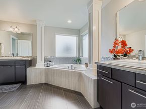 18115 34th Drive SE, Bothell WA 98012