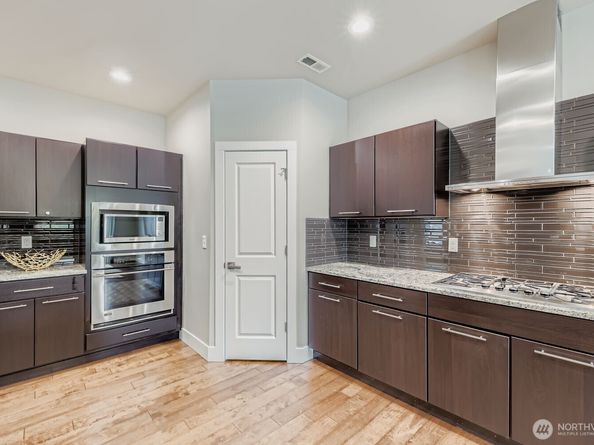 18115 34th Drive SE, Bothell WA 98012