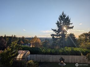 16020 7th Avenue SW, Burien WA 98166