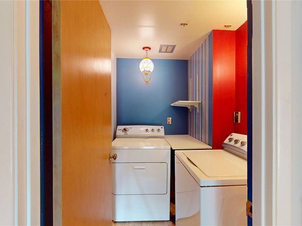 16020 7th Avenue SW, Burien WA 98166
