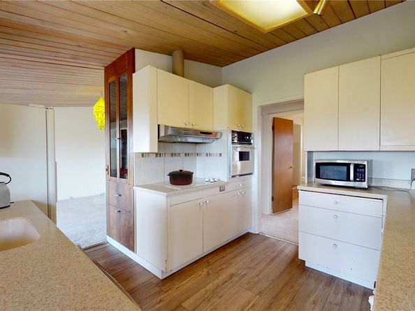 16020 7th Avenue SW, Burien WA 98166