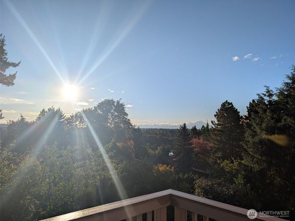 16020 7th Avenue SW, Burien WA 98166