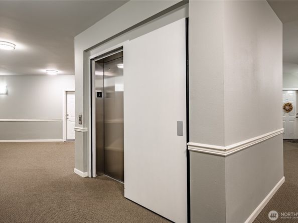 15000 Juanita Drive NE 307, Kenmore WA 98028