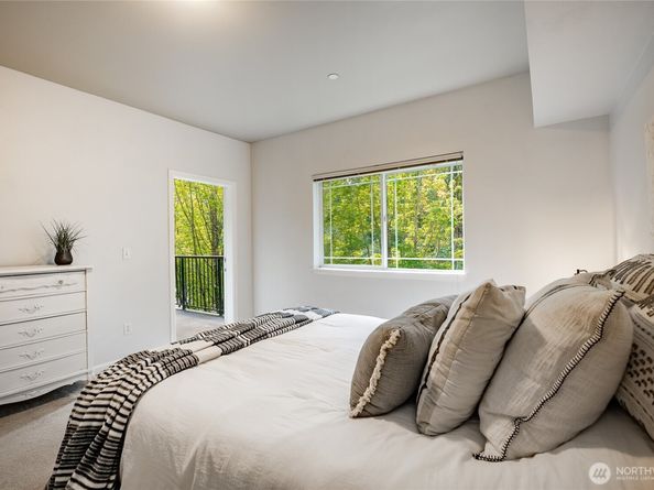 15000 Juanita Drive NE 307, Kenmore WA 98028