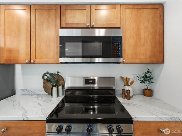 26331 116th Avenue SE G104, Kent WA 98030