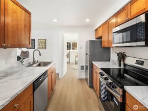 26331 116th Avenue SE G104, Kent WA 98030