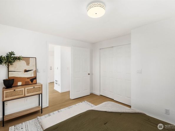 26331 116th Avenue SE G104, Kent WA 98030