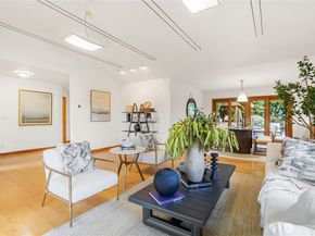 3831 W Lake Sammamish Pkwy NE, Redmond WA 98052